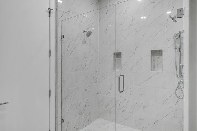 426 W 9th Street, Dallas, TX 75208