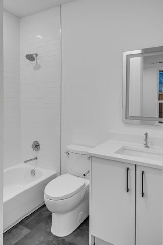 426 W 9th Street, Dallas, TX 75208