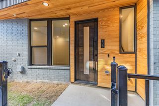 426 W 9th Street, Dallas, TX 75208