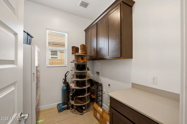 25540 N 174TH Avenue, Surprise, AZ 85387