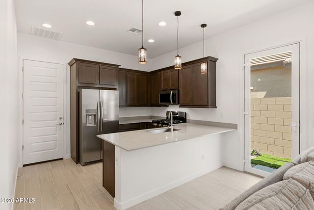 25540 N 174TH Avenue, Surprise, AZ 85387