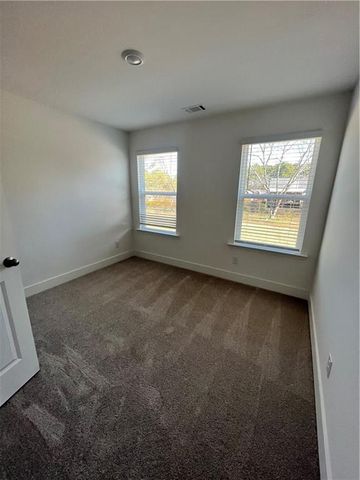 2720 Westgate Park Drive, Loganville, GA 30052