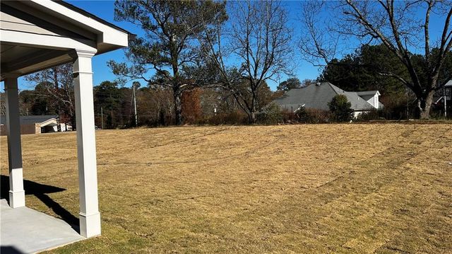 2720 Westgate Park Drive, Loganville, GA 30052