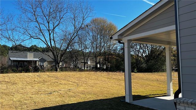 2720 Westgate Park Drive, Loganville, GA 30052