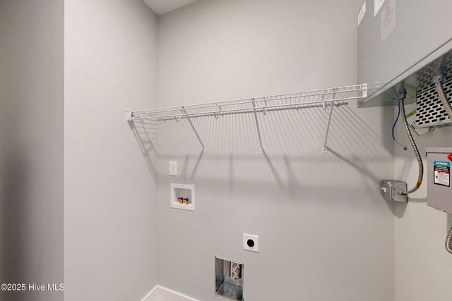64 Pier View Court, Hampstead, NC 28443