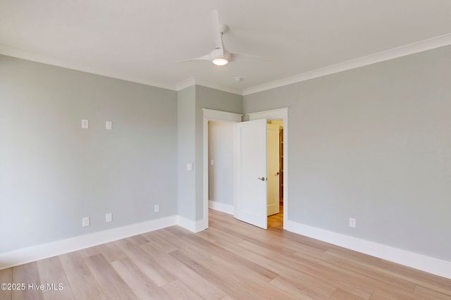 64 Pier View Court, Hampstead, NC 28443
