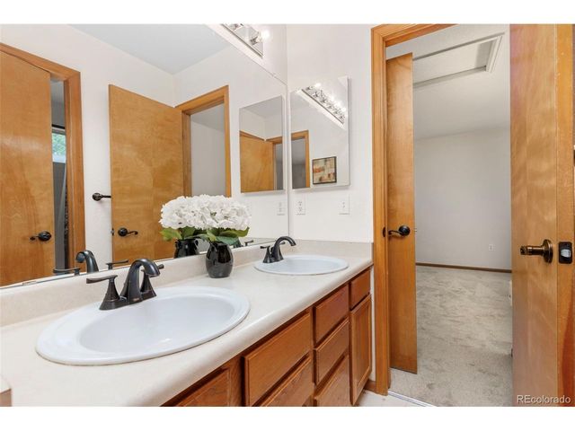 5842 W 80th Cir, Arvada, CO 80003