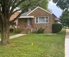 9119 Southview Avenue, Brookfield, IL 60513