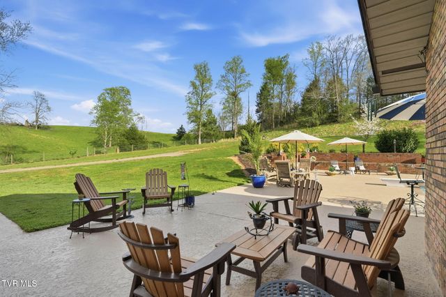 4953 Weaver Pike, Bluff City, TN 37618