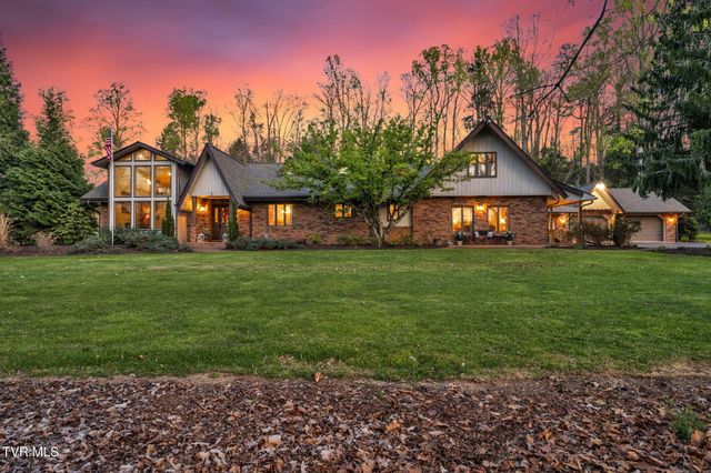 4953 Weaver Pike, Bluff City, TN 37618