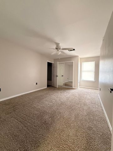 2123 Tom Street, Navarre, FL 32566
