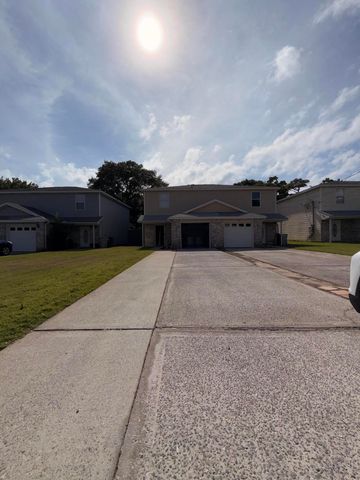 2123 Tom Street, Navarre, FL 32566