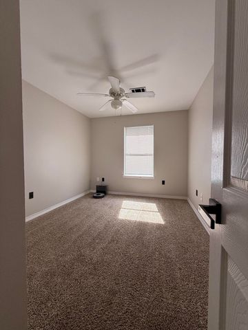 2123 Tom Street, Navarre, FL 32566