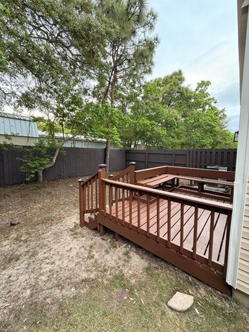 2123 Tom Street, Navarre, FL 32566