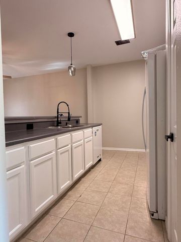 2123 Tom Street, Navarre, FL 32566