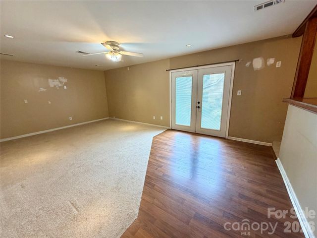 8004 Glencannon Drive, Charlotte, NC 28227