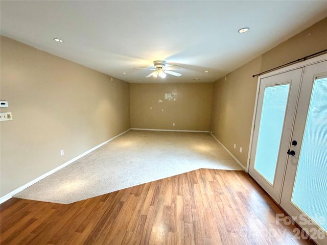 8004 Glencannon Drive, Charlotte, NC 28227