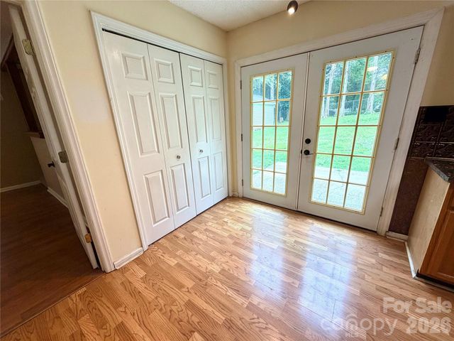 8004 Glencannon Drive, Charlotte, NC 28227