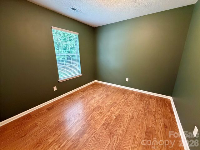 8004 Glencannon Drive, Charlotte, NC 28227