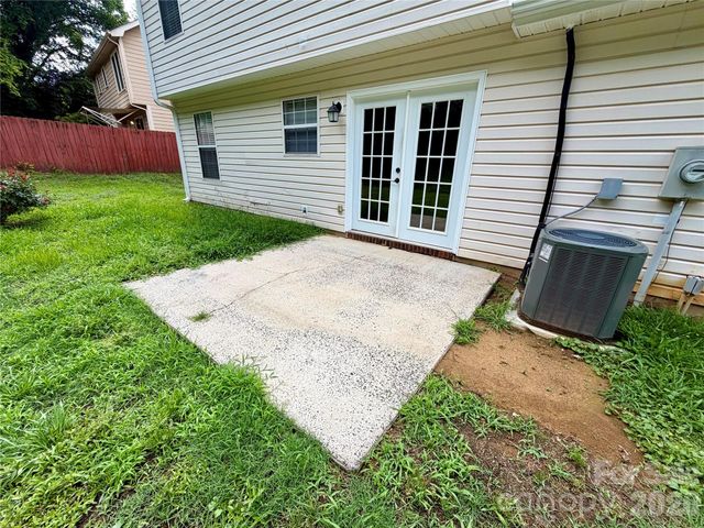 8004 Glencannon Drive, Charlotte, NC 28227
