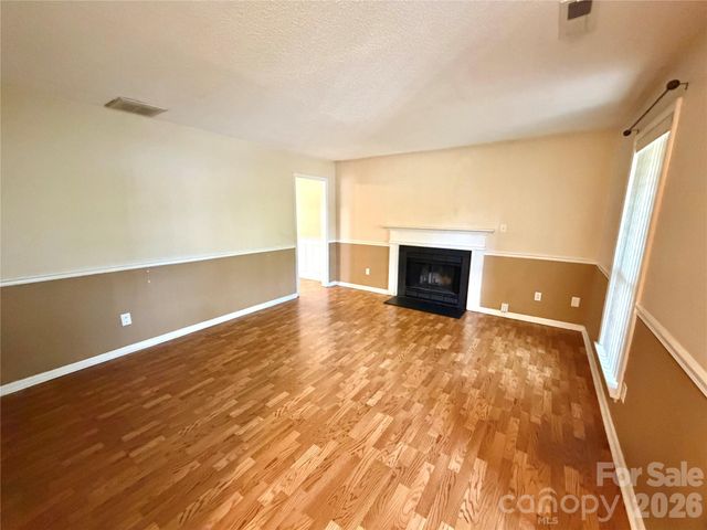 8004 Glencannon Drive, Charlotte, NC 28227