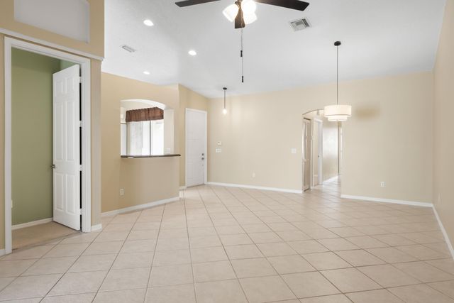 2179 Man Of War, West Palm Beach, FL 33411