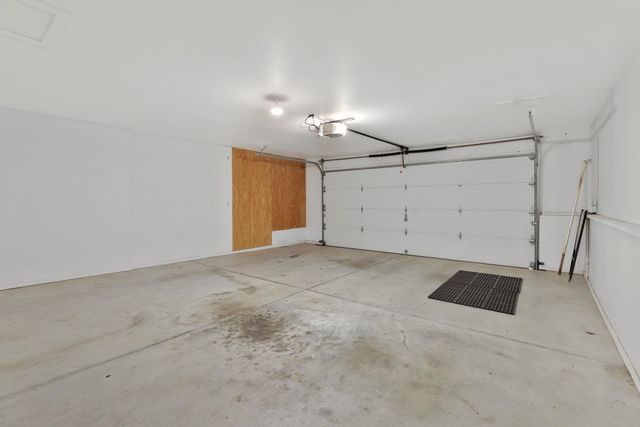 14113 Valley Hi Rd, Wichita, KS 67235