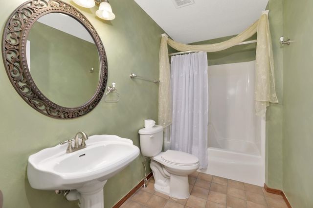 14113 Valley Hi Rd, Wichita, KS 67235