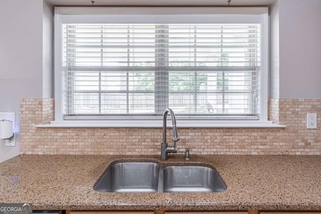 230 Albrighton Court, Suwanee, GA 30024