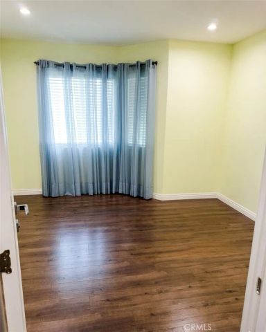 15050 Sherman Way 135, Van Nuys, CA 91405