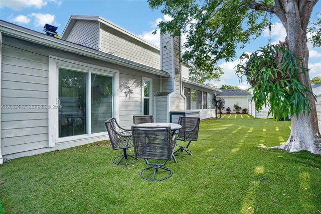 14914 SW 142nd Pl, Miami, FL 33186