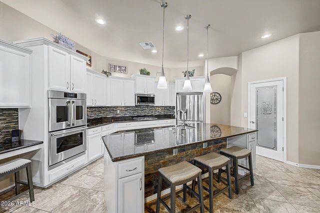 521 E MINERAL Road, Phoenix, AZ 85042