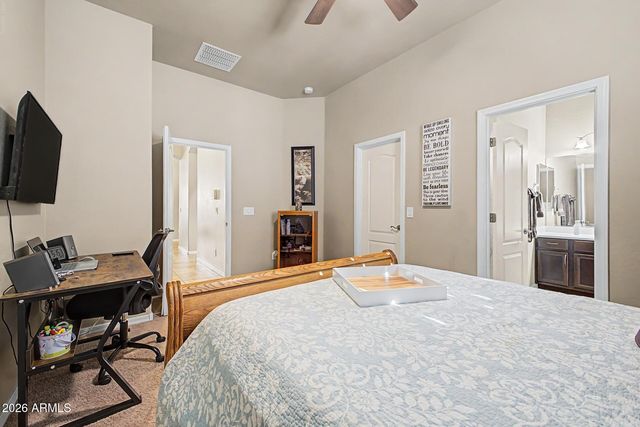521 E MINERAL Road, Phoenix, AZ 85042