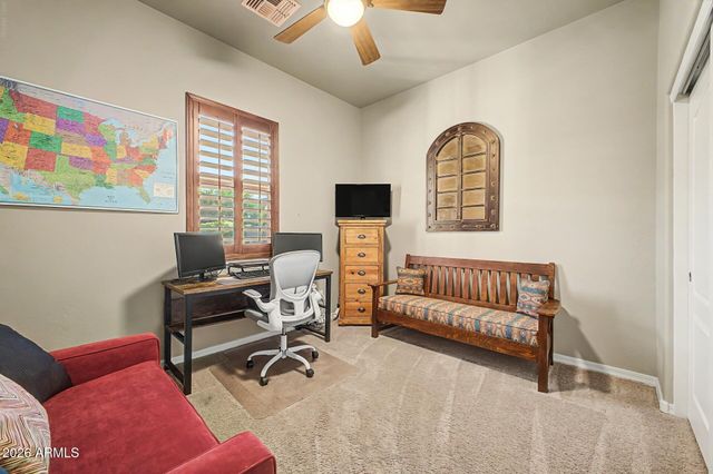 521 E MINERAL Road, Phoenix, AZ 85042