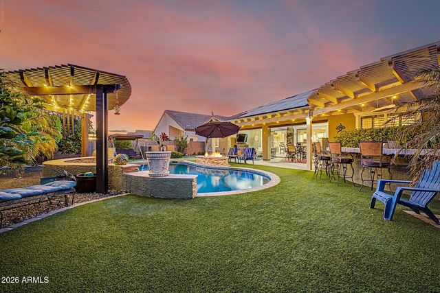 521 E MINERAL Road, Phoenix, AZ 85042
