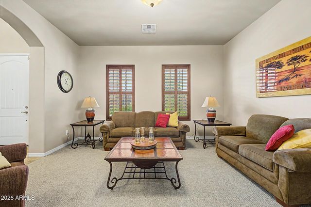 521 E MINERAL Road, Phoenix, AZ 85042