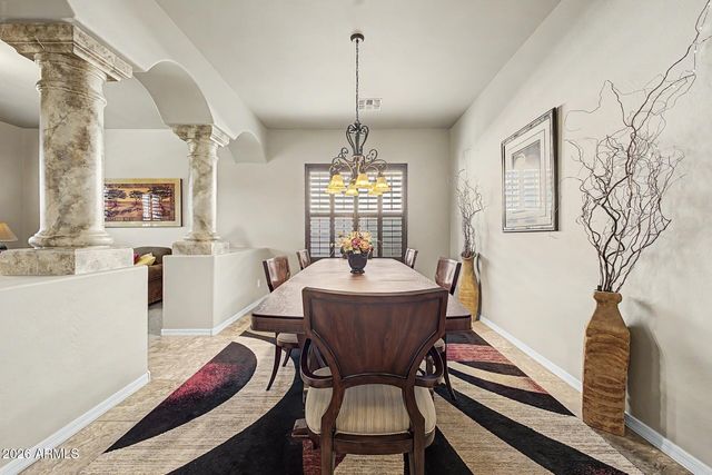 521 E MINERAL Road, Phoenix, AZ 85042