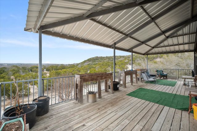 128 Keskey Road, Blum, TX 76627
