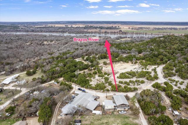 128 Keskey Road, Blum, TX 76627