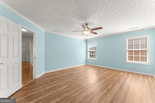 316 Lakeview Bend Circle, Jefferson, GA 30549