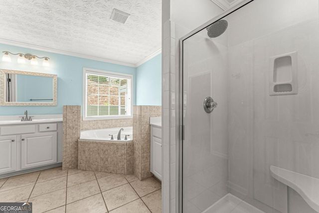 316 Lakeview Bend Circle, Jefferson, GA 30549