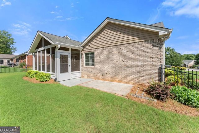 316 Lakeview Bend Circle, Jefferson, GA 30549