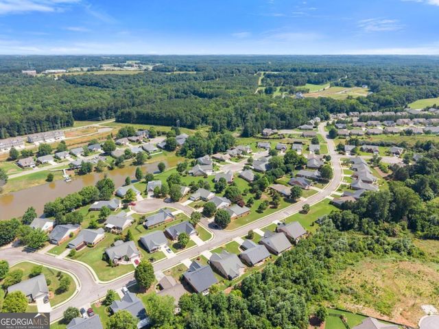 316 Lakeview Bend Circle, Jefferson, GA 30549