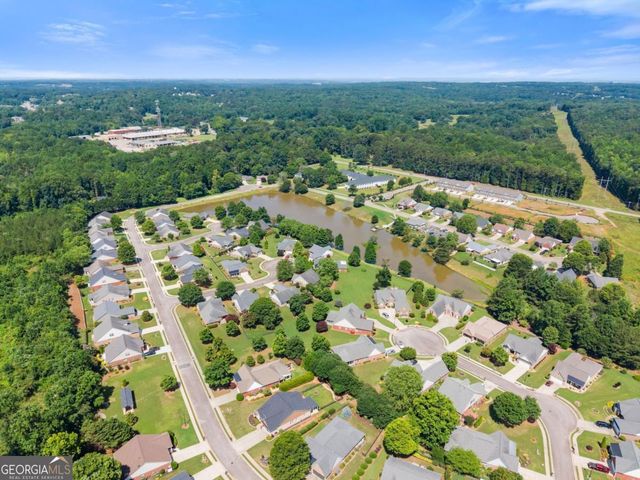 316 Lakeview Bend Circle, Jefferson, GA 30549