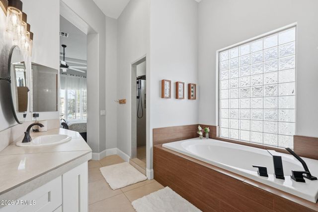 5400 S CROSSCREEK Drive, Chandler, AZ 85249