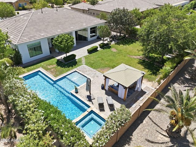 5400 S CROSSCREEK Drive, Chandler, AZ 85249