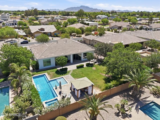 5400 S CROSSCREEK Drive, Chandler, AZ 85249