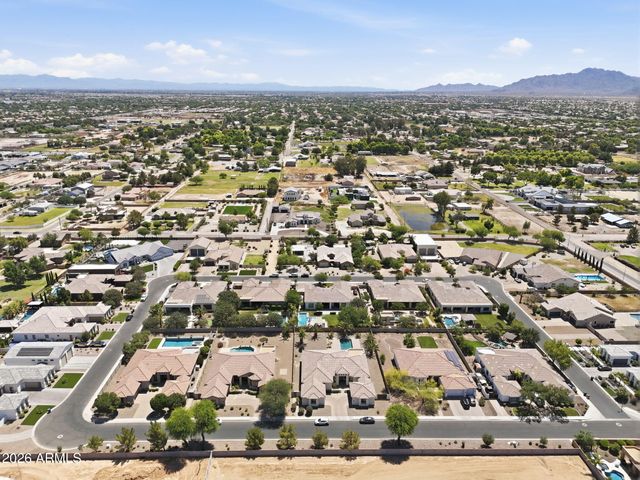 5400 S CROSSCREEK Drive, Chandler, AZ 85249