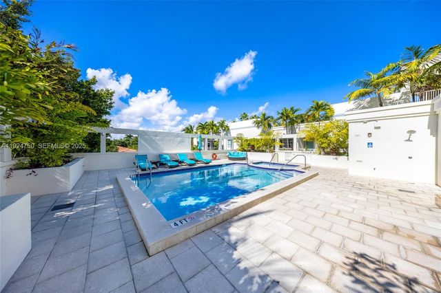 9172 Collins Ave 212, Surfside, FL 33154