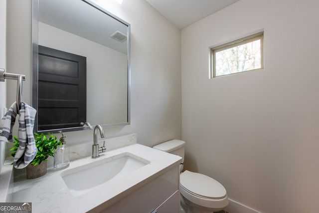 331 Eleanor Street SE, Atlanta, GA 30317